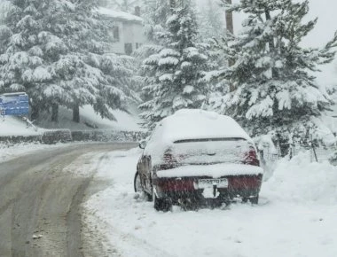 Αποκλεισμένοι από χιόνι και χωρίς ρεύμα στα χωριά της ορεινής Κορινθίας- Δραματική μαρτυρία κατοίκου (ηχητικό βίντεο)